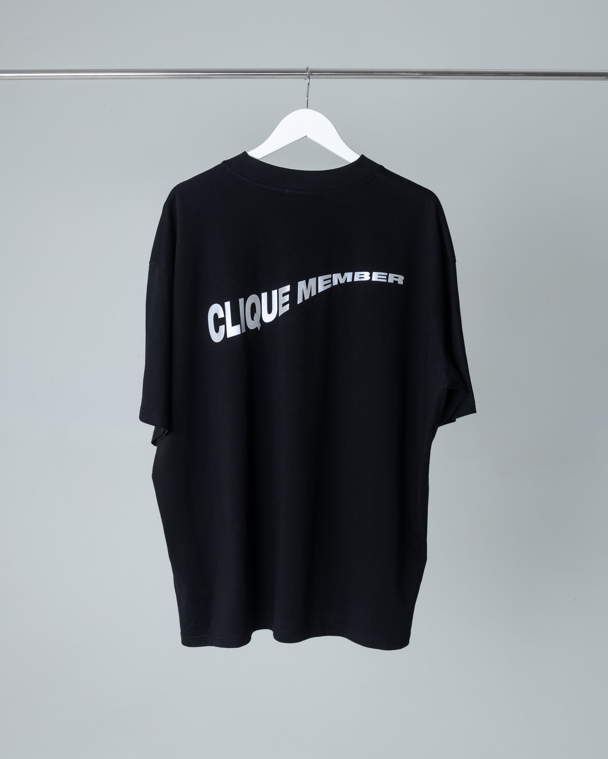 REFLECTIVE CLIQUE MEMBER TEE
