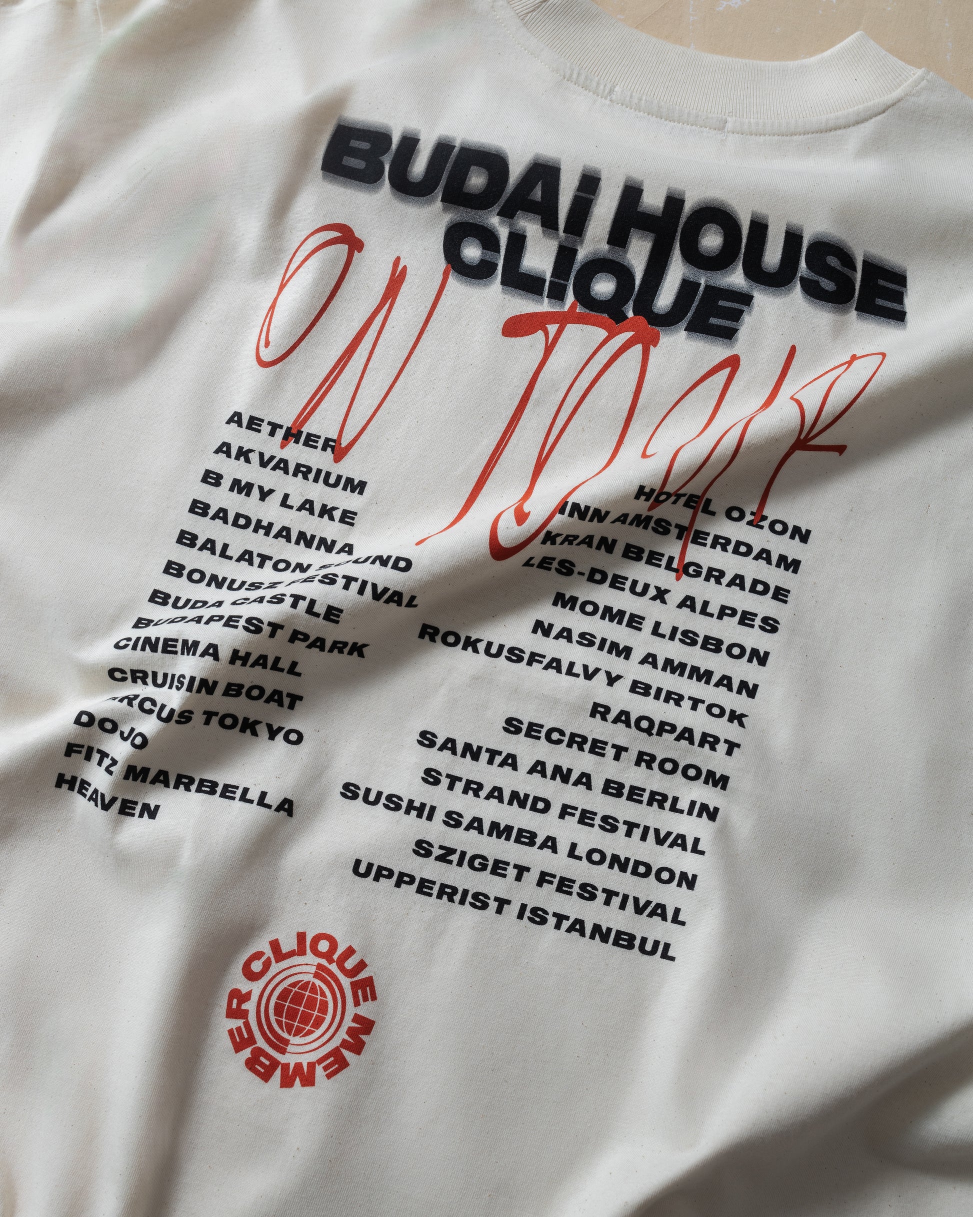 TOUR TEE
