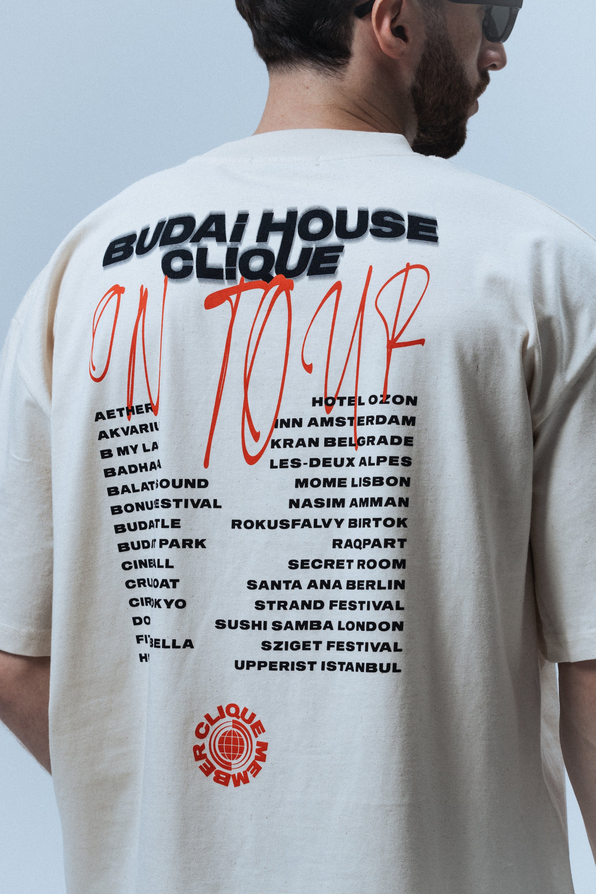 TOUR TEE